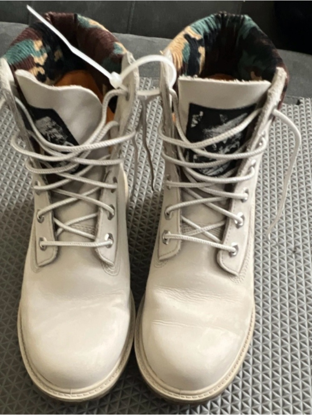Timberland Cream Lace-Up Ankle Boots with Patterned Collar